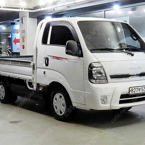 중고트럭 매매 더 뉴 봉고3 1톤 카고 4륜 중고화물차매매 흰색 2022년식 33,986km 1.0톤/킹캡/초장축 GLS 수원중고차