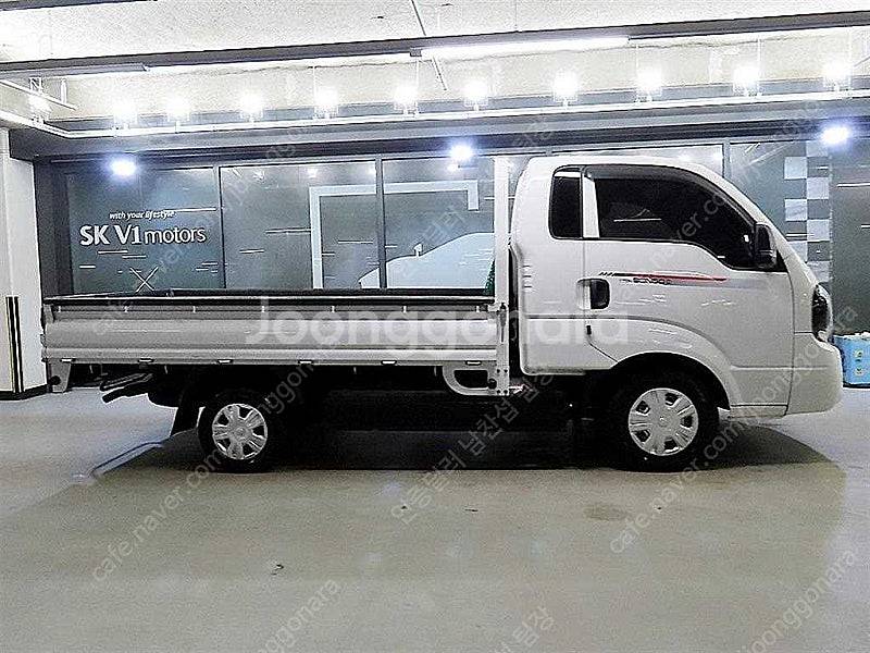 중고트럭 매매 더 뉴 봉고3 1톤 카고 4륜 중고화물차...--4