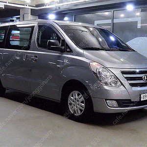 그랜드 스타렉스 3밴 중고차 스타렉스 중고 차 은색 2016년식 19,901km 3인승 스마트 믿을만한 중고차