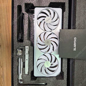 RTX4090 기가바이트 에어로 화이트