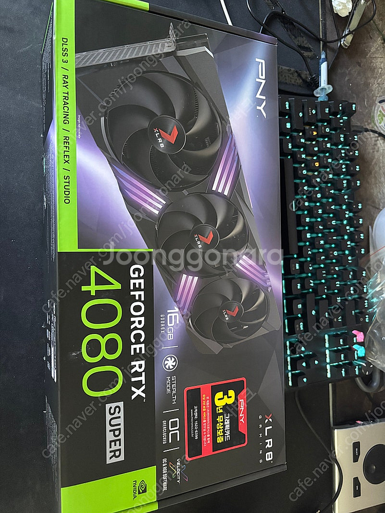 PNY XLR8 지포스 RTX 4080 SUPER VERTO OC 4080S--0