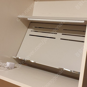 일룸 이타카네오 독서실 책상 내보내요.