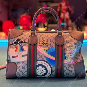 정품 구찌 보스턴백 팝니다. 구찌 쿠리에 GG 수프림 더플 보스턴백 GUCCI 459311 K9RMT 8343