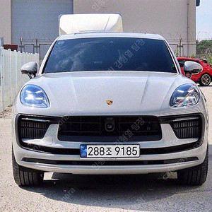 포르쉐 중고 포르쉐 마칸 중고 회색 2023년식 17,490km 가솔린 2.9 S 중고차 시세