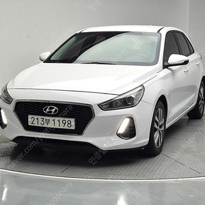 현대 i30 중고 i30 흰색 2017년식 1.4 터보 스마트 중고차카페
