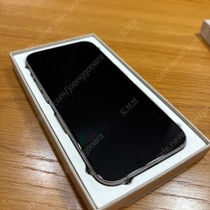 아이폰 15프로 512g 리퍼제품 미개봉