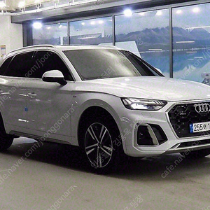 47,402 km 아우디 Q5 중고 아우디 중고 45 TFSI 콰트로 프리미엄 중고차직거래카페 흰색