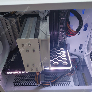 라이젠 5700X RTX3060TI 게이밍 본체 판매합니다