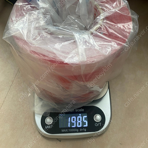테사 양면테이프 2롤, 택포 3만.