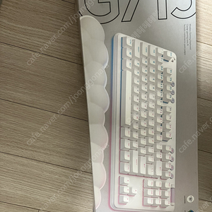 로지텍 G715 오로라 컬렉션 화이트 "청축" 무선키보드