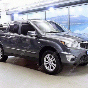 코란도 스포츠 중고 흰색 2017년식 CX7(4WD) 클럽 중고차카페