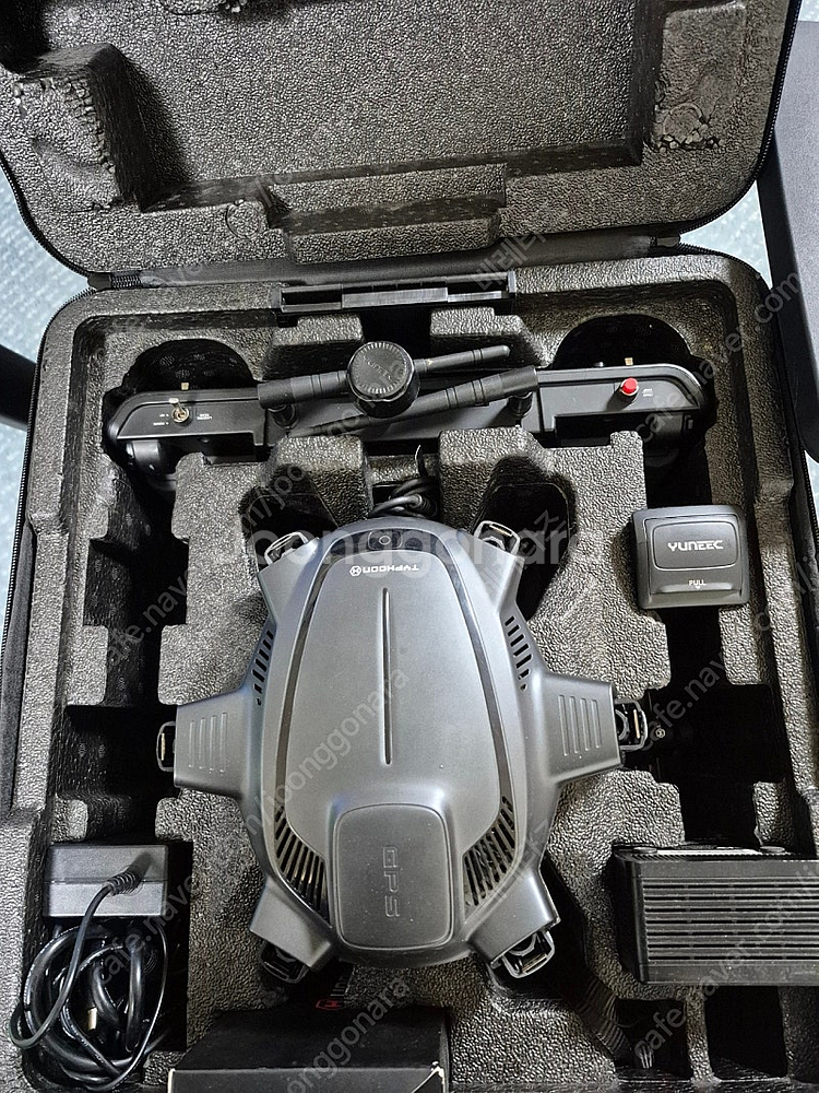 YUNEEC 타이푼 H480 드론--1