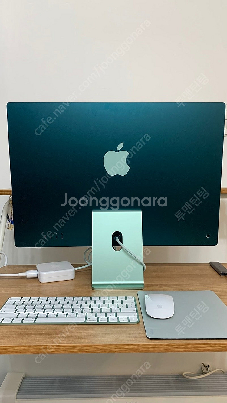 아이맥 iMac M3 24인치 그린 판매합니다--1