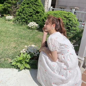 헤이로제 히나크 조이비비 원피스 / 베르소 에트몽 베르가못 엔오르 비비올라 베지터블 링서울 르