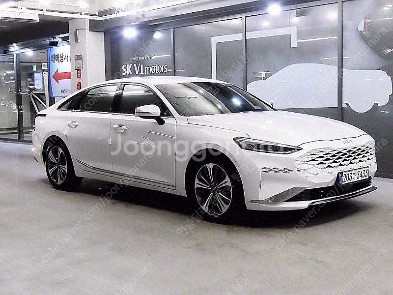 40,557 km K8 중고 하이브리드 시그니처 중고자...--0