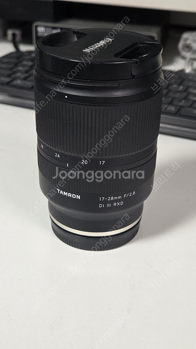 탐론 17-28 RXD A046 소니 FE 팝니다.(썬...--0