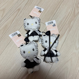 블루하트 키티인형 키링(새상품)