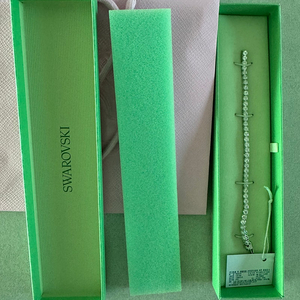 스와로브스키 테니스 팔찌 팝니다(새제품)