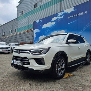 쌍용 뷰티풀코란도 중고 흰색 2020년식 2WD 가솔린 1.5 C5 플러스 수원중고차