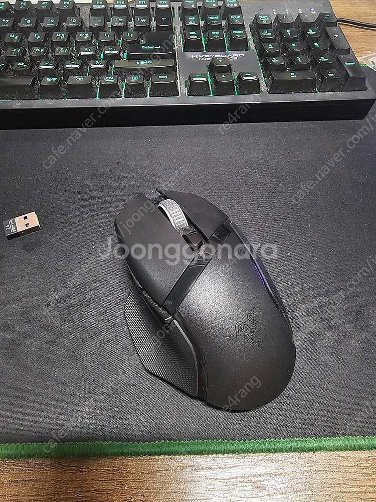 레이저 게이밍 마우스 바실리스크 v3 하이퍼스피드 팝니다.--0
