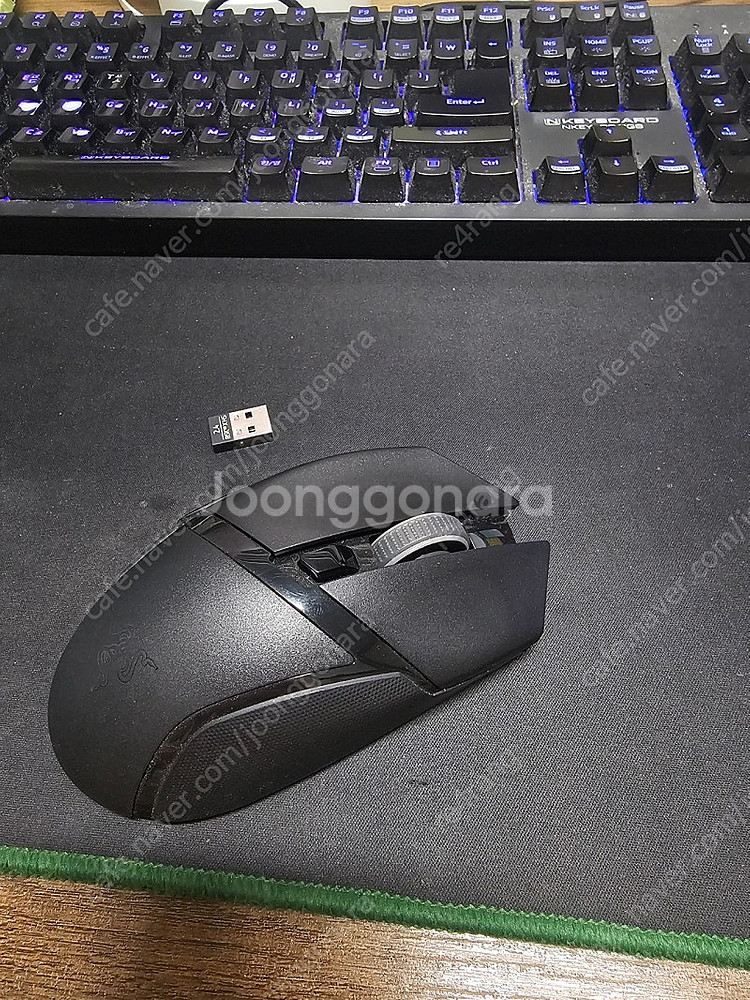 레이저 게이밍 마우스 바실리스크 v3 하이퍼스피드 팝니다.--2