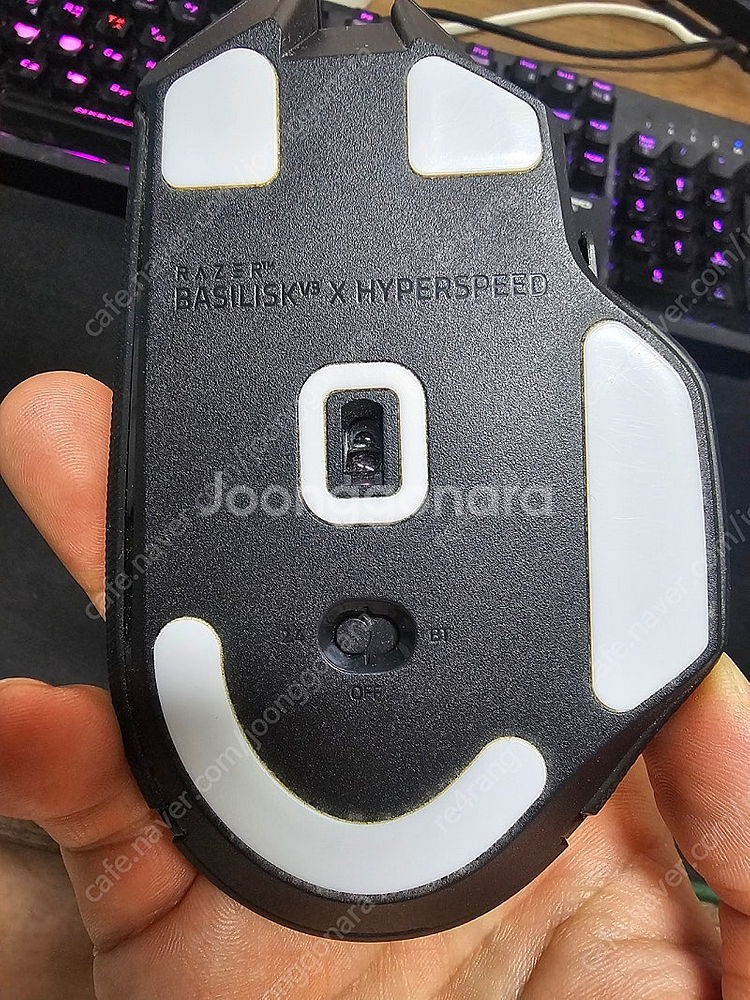 레이저 게이밍 마우스 바실리스크 v3 하이퍼스피드 팝니다.--7
