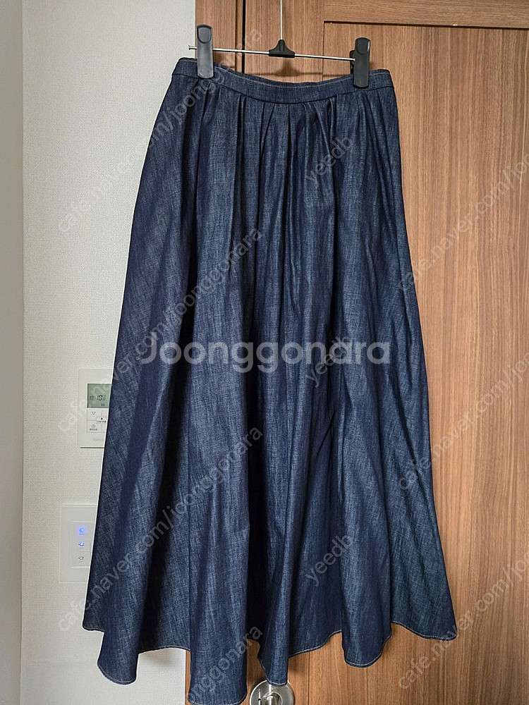 정가30만원대) 새상품 한섬 더캐시미어 데님 플레어 스...--6