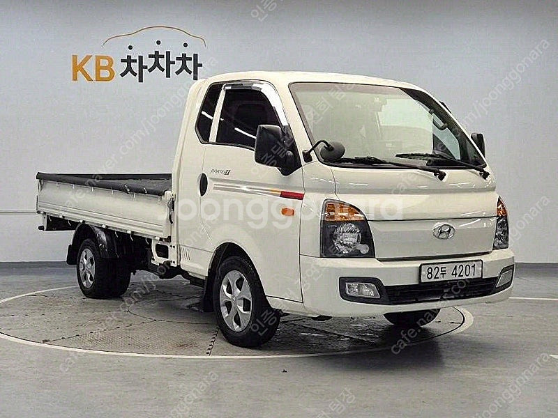 중고트럭 매매 중고화물차매매 흰색 2017년식 86,0...--5