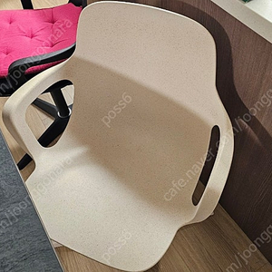 이케아 오드게르 회전의자 아이보리