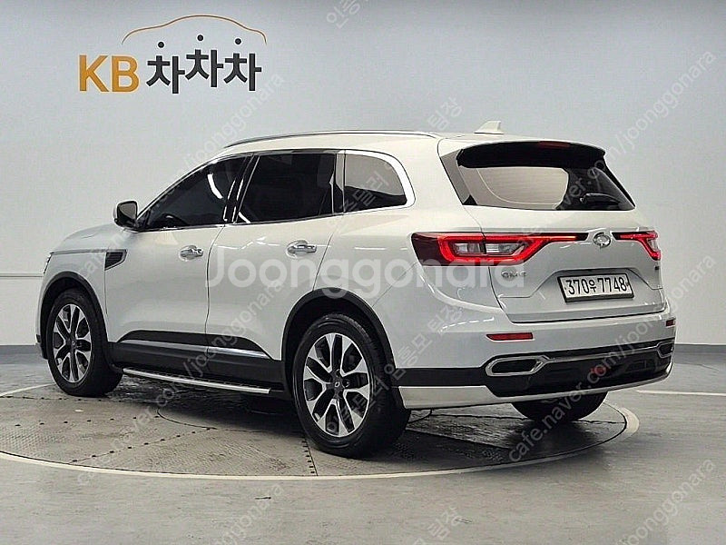 QM6 중고차 견적 QM6 중고 흰색 2017년식 디젤...--3