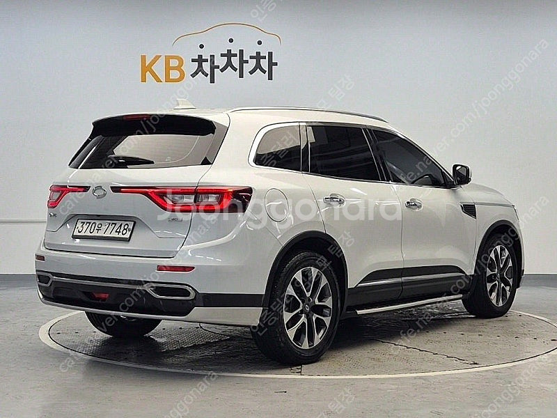 QM6 중고차 견적 QM6 중고 흰색 2017년식 디젤...--4