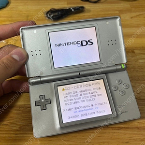 닌텐도ds lite 판매해요~