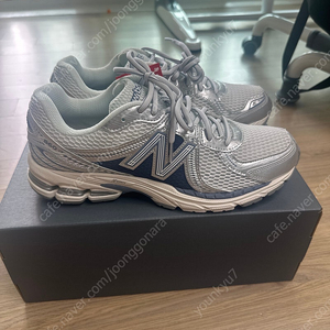 뉴발란스 860v2 280(새제품)팝니다
