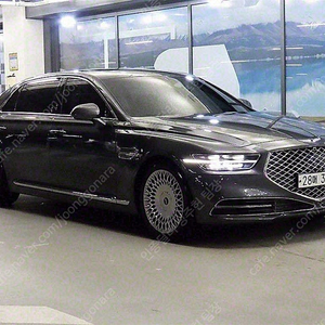 제네시스 G90 중고 제네시스 중고 가격 회색 2019년식 74,212km 3.3 T AWD 프리미엄 럭셔리 수원중고차