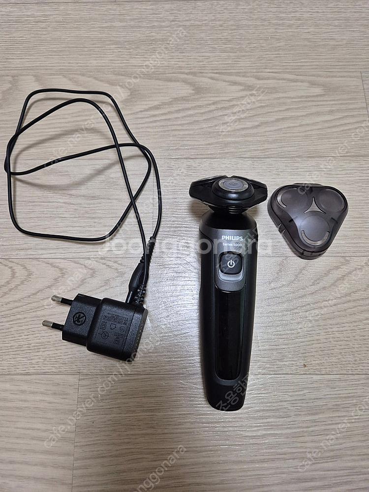 필립스 5000 면도기--0