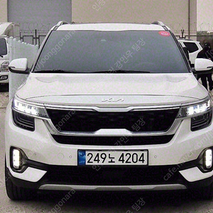 셀토스 중고차 셀토스 중고 가격 중고 셀토스 흰색 2023년식 38,617km 가솔린 1.6 터보 2WD 시그니처 중고자동차매매