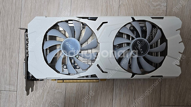 갤럭시 GTX 1080 개간지 EXOC 화이트--0