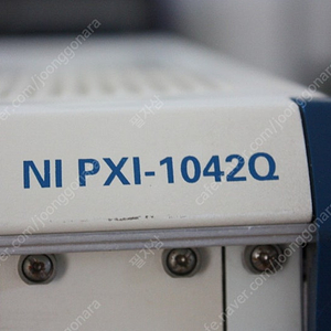 NI PXI-1042Q PXI-8187 PXI-8420 PXI-6509 PXI-6221 데이터 수집장치