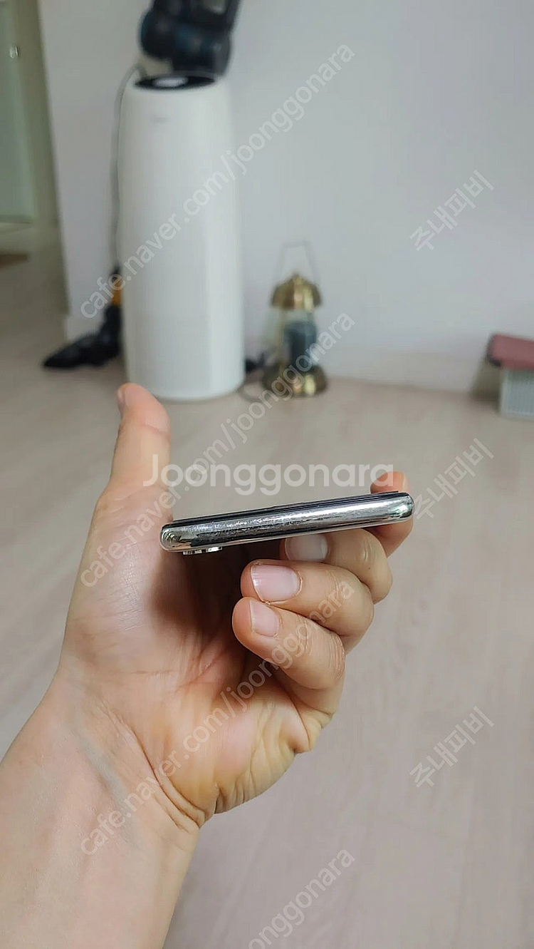 아이폰x 256팝니다.--7