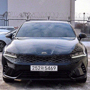 K5 중고차 시세 K5 하이브리드 중고 하이브리드 중고차 검정색 2021년식 56,102km 2.0 시그니처 중고자동차