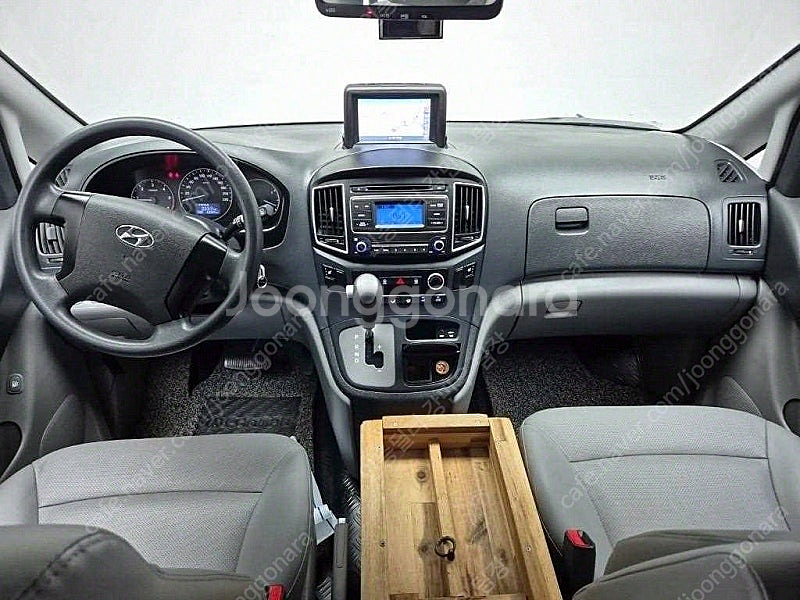 스타렉스 5밴 중고차 그랜드 스타렉스 중고 차 흰색 2018년식 62,254km 5인승 모던 중고차 할부견적--8