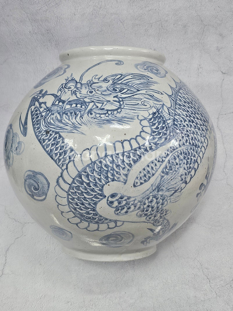 청화백자 운용문 달항아리 30x30cm--7