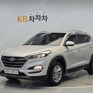 투싼 중고 가격 투싼 중고차 은색 2016년식 디젤 2.0 4WD 모던 중고차카페