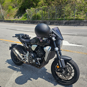 혼다 cb1000r 아크라풀배기팝니다