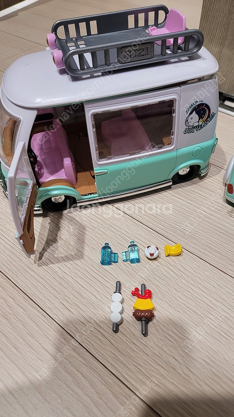 BT21캠핑카 장난감--0