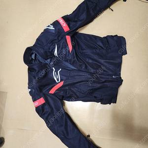 알파인스타 메쉬자켓, 장갑, 보호대 팝니다