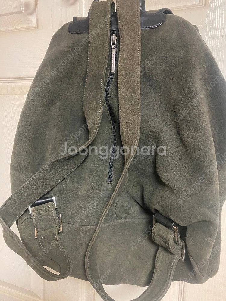 CLUB MONACO. 클럽모나코 소가죽 스웨이드 백팩...--2