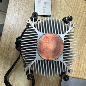 라이젠7 1700 cpu 팝니다.