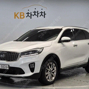 쏘렌토 중고 가격 쏘렌토 더 뉴 쏘렌토 중고 가격 흰색 2018년식 디젤 2.0 2WD 노블레스 신용카드 차량구매