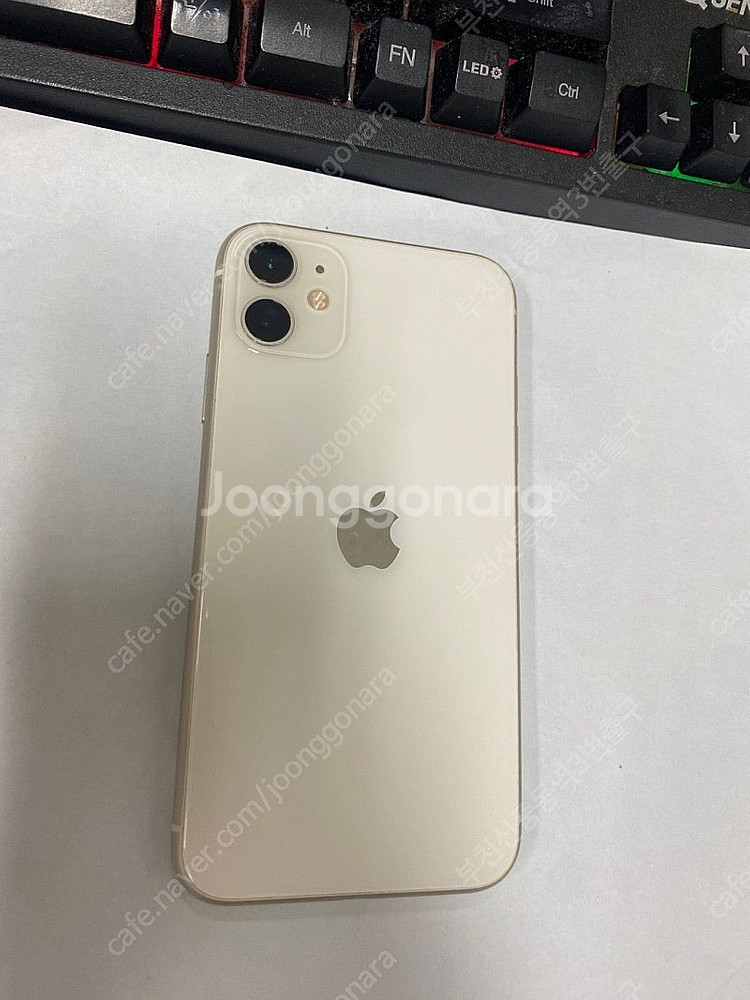 201672 아이폰11 화이트 AA급 128GB 무잔상...--0